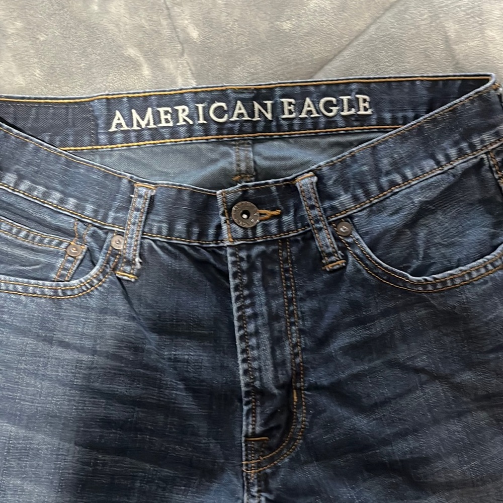 American Eagle boys Jean, size 30/30, slim straight cut